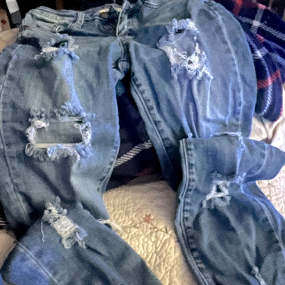 Ripped jeans